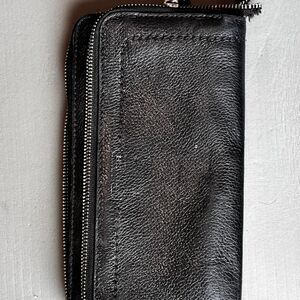 COACH BLACK LEATHER ZIPPER WALLET